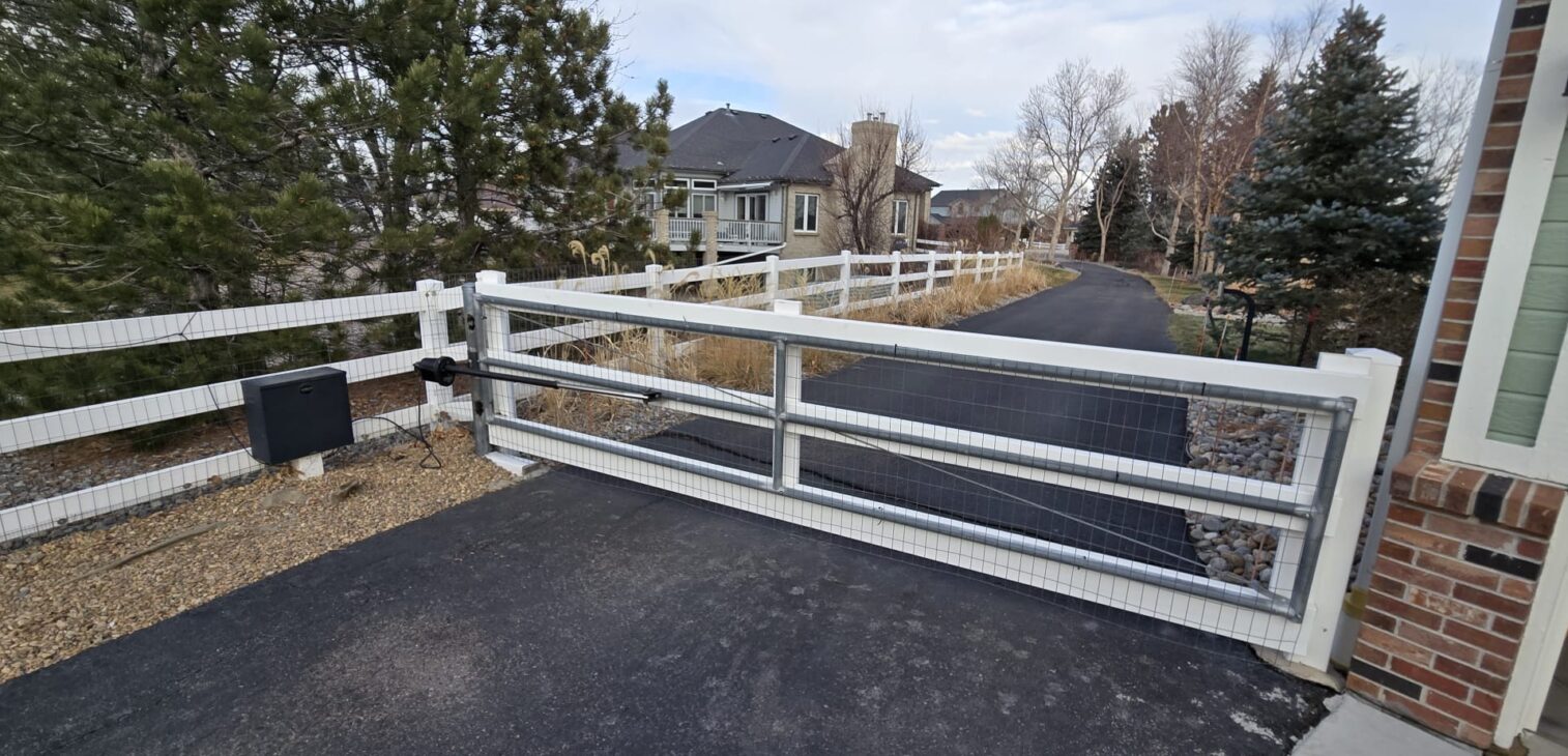 How to Maintain and Repair a Metal Fence: A Homeowner’s Guide to Longevity